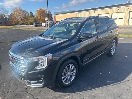 2023 GMC Terrain SLT