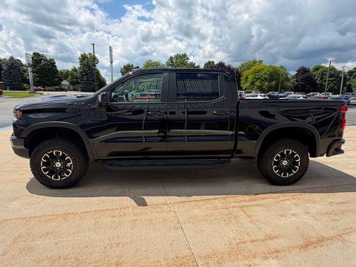 Black 2026 Chevrolet Silverado 1500 ZR2