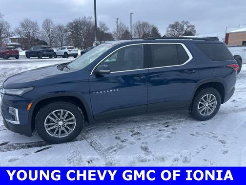 2023 Chevrolet Traverse LT Leather