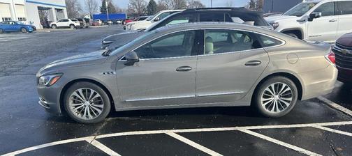2017 Buick LaCrosse Essence