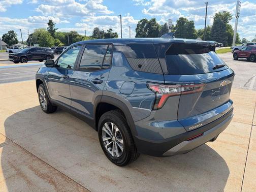 Lakeshore Blue Metallic 2026 Chevrolet Equinox 1LT