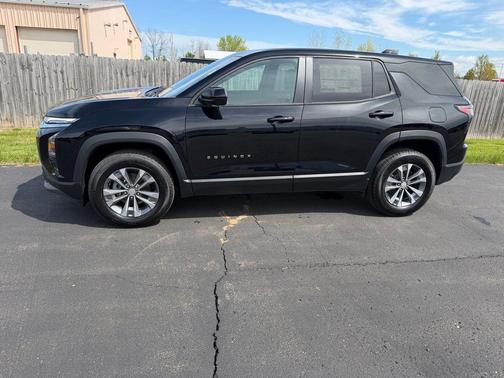 Mosaic Black Metallic 2026 Chevrolet Equinox 1LT