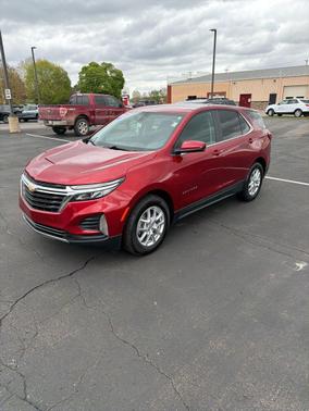 Radiant Red Tintcoat 2023 Chevrolet Equinox 1LT