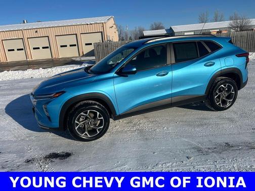 2025 Chevrolet Trax LT