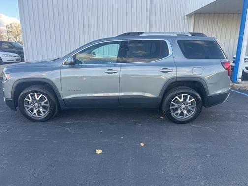 2023 GMC Acadia AWD SLE