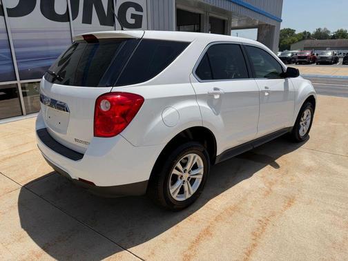 Summit White 2014 Chevrolet Equinox LS