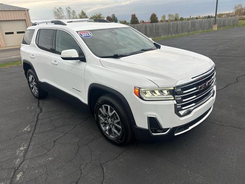 2023 GMC Acadia AWD SLT