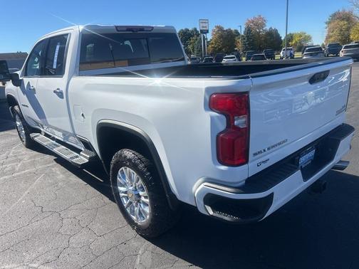 2022 Chevrolet Silverado 2500 High Country