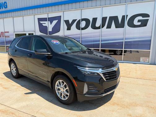 Mosaic Black Metallic 2024 Chevrolet Equinox 1LT