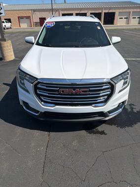 Summit White 2022 GMC Terrain SLT