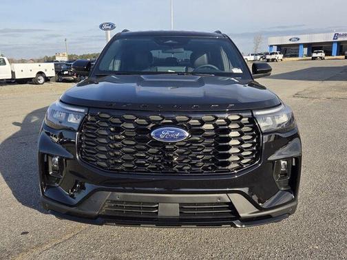 Agate Black Metallic 2026 Ford Explorer ST-Line