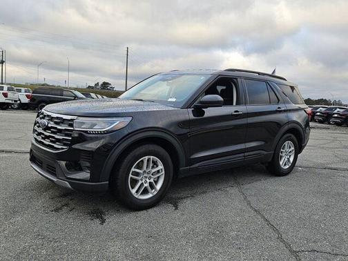 Agate Black Metallic 2026 Ford Explorer Active