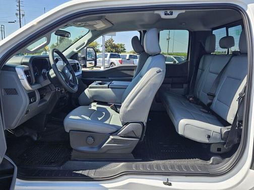 Oxford White 2026 Ford F-350 XL