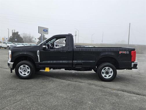 2026 Ford F-350 XLT
