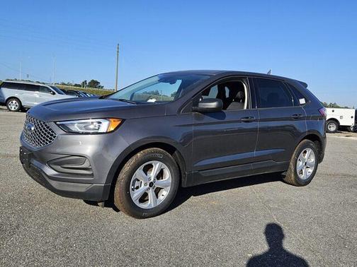 Carbonized Gray Metallic 2024 Ford Edge SE