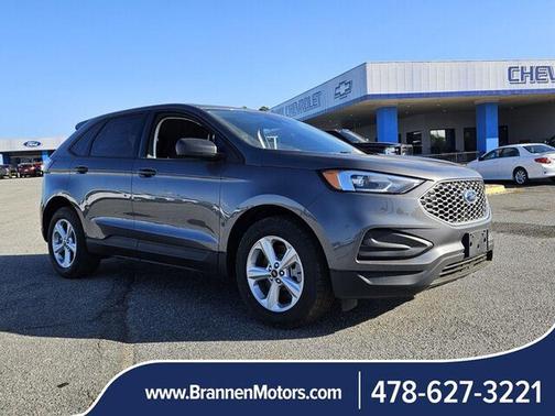 Carbonized Gray Metallic 2024 Ford Edge SE