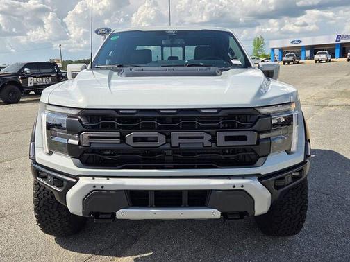 Avalanche 2026 Ford F-150 Raptor