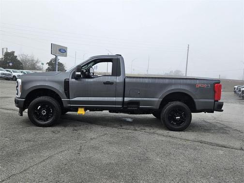 2026 Ford F-350 XLT