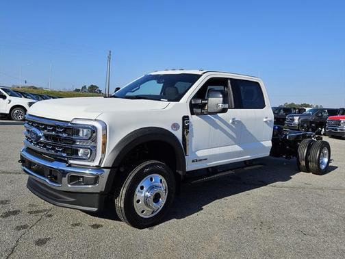 2025 Ford F-450 Lariat