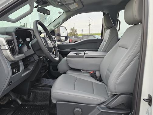 2025 Ford F-450 XL