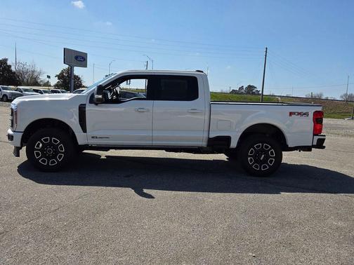 2026 Ford F-250 Platinum