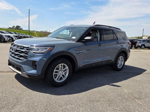 Vapor Blue Metallic 2026 Ford Explorer Active w/200A Pkg