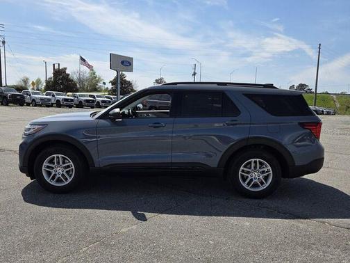 Vapor Blue Metallic 2026 Ford Explorer Active