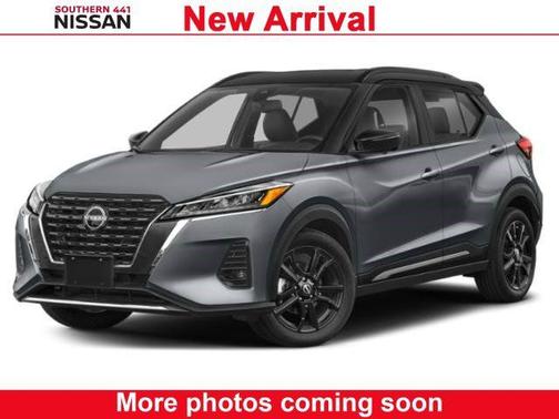 2023 Nissan Kicks SR