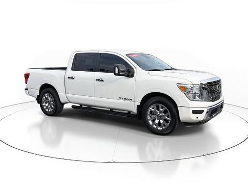 2024 Nissan Titan SV