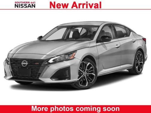 Brilliant Silver Metallic 2024 Nissan Altima 2.5 SR