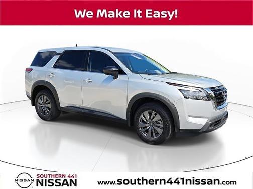 2024 Nissan Pathfinder S