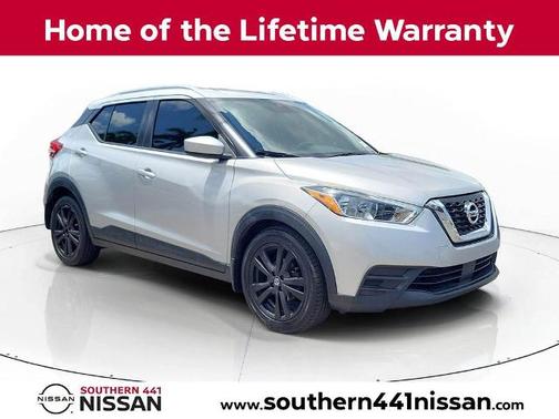 Brilliant Silver 2020 Nissan Kicks SV
