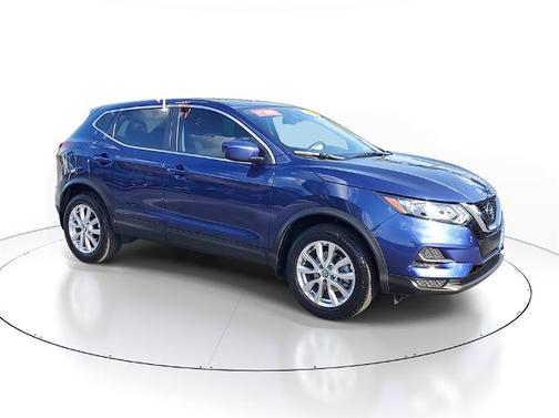 2022 Nissan Rogue Sport S