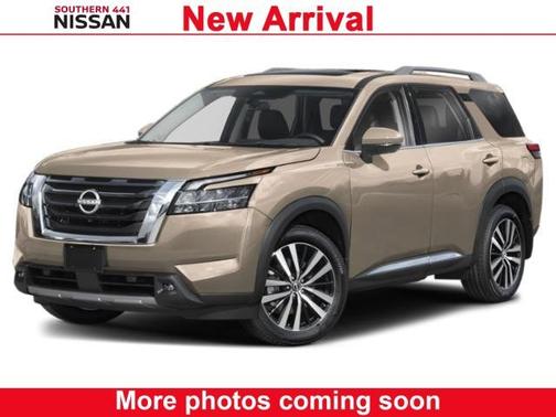 2024 Nissan Pathfinder Platinum