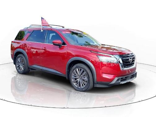 Scarlet Ember 2023 Nissan Pathfinder SL