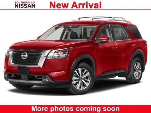 Scarlet Ember 2023 Nissan Pathfinder SL