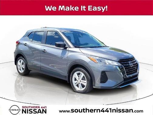 Gun Metallic 2025 Nissan Kicks S