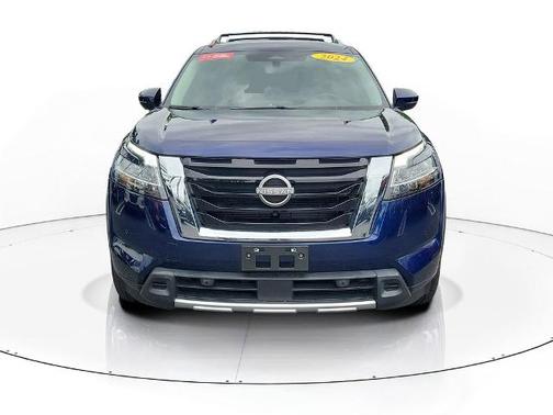 Deep Ocean Blue 2024 Nissan Pathfinder SL