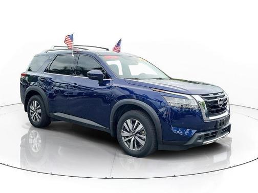 Deep Ocean Blue 2024 Nissan Pathfinder SL