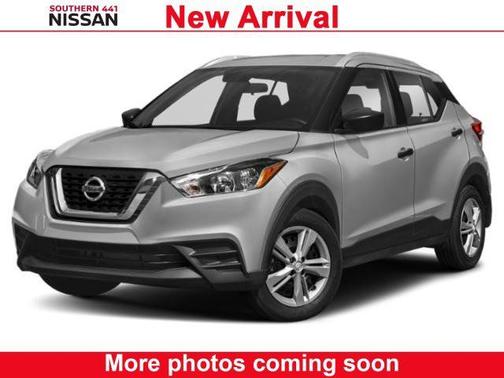Brilliant Silver 2020 Nissan Kicks SV