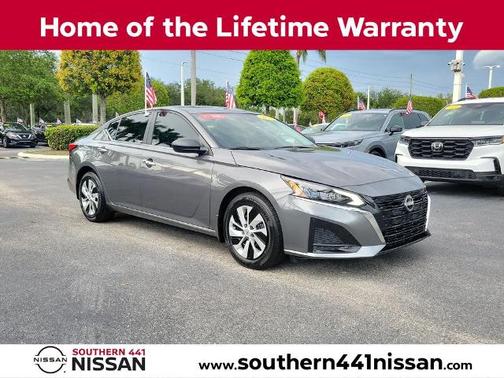 Gun Metallic 2025 Nissan Altima S