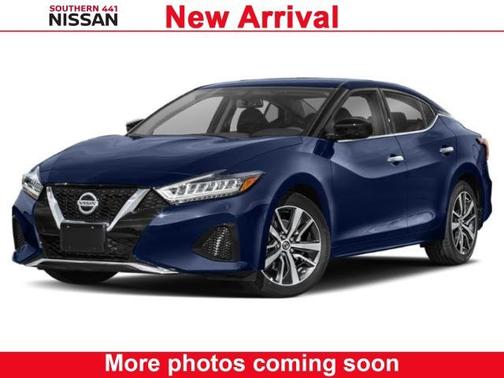 2022 Nissan Maxima SV