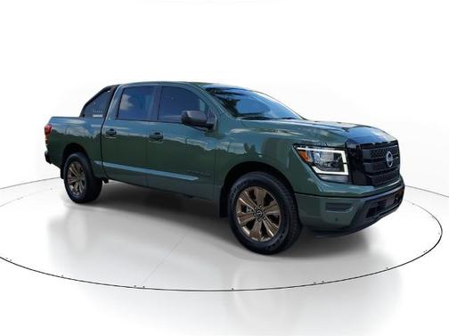 2024 Nissan Titan SV