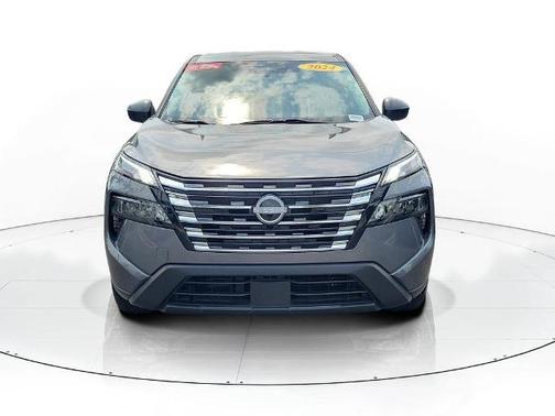 Gun Metallic 2024 Nissan Rogue S