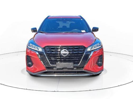 Scarlet Ember 2024 Nissan Kicks SR