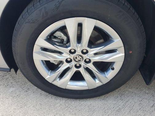 2024 Toyota Sienna Limited