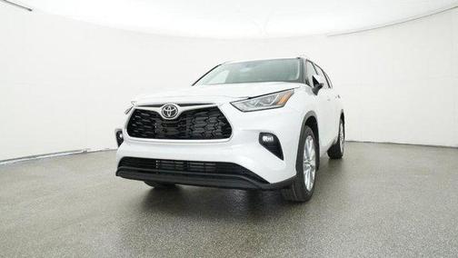 2026 Toyota Highlander Limited