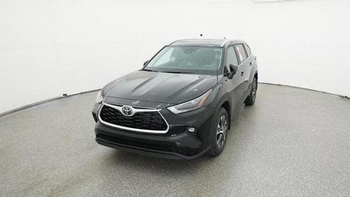 2025 Toyota Highlander XLE