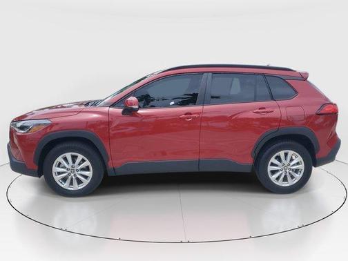 Barcelona Red Metallic 2022 Toyota Corolla Cross LE