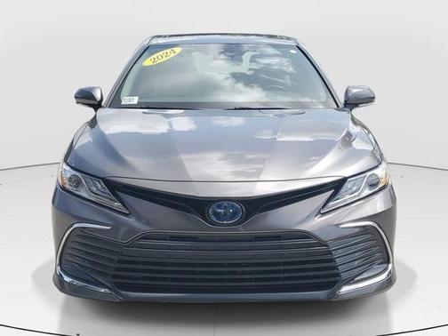 2024 Toyota Camry Hybrid XLE